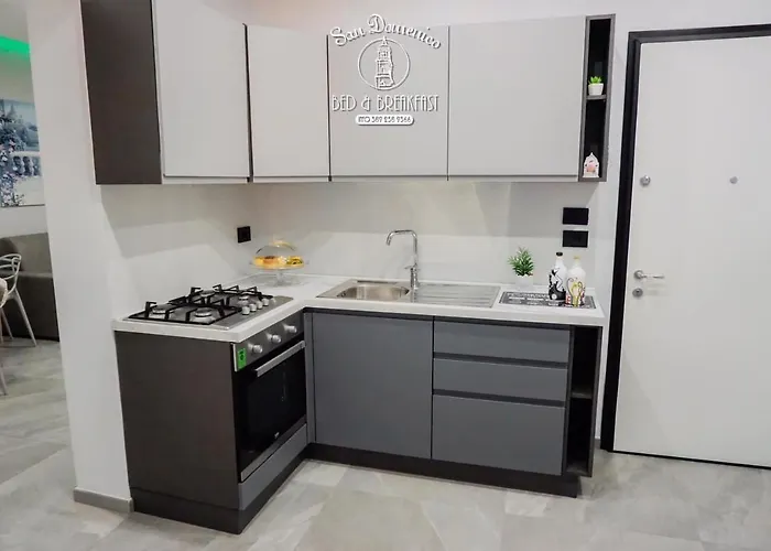 לינה וארוחת בוקר San Domenico 3*